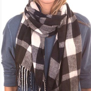 Plush Ultra Soft Fleece Plaid Scarf NWOT